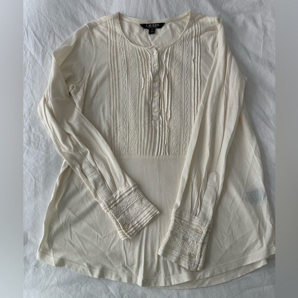 Lauren by Ralph lauren top size XS color ivory
